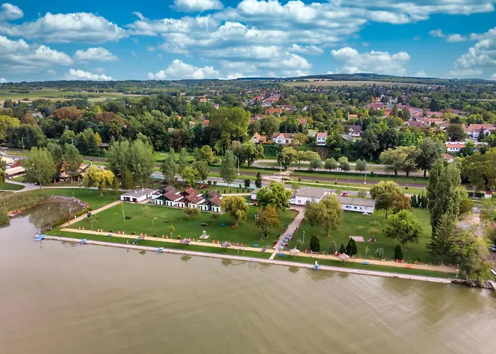 In 40847 Balatonmáriafürdő
